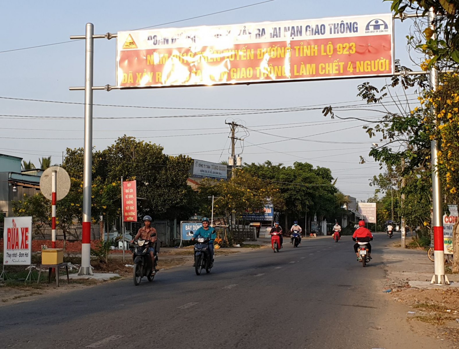 Phong Điền: đẩy mạnh các giải pháp đảm bảo an toàn giao thông 