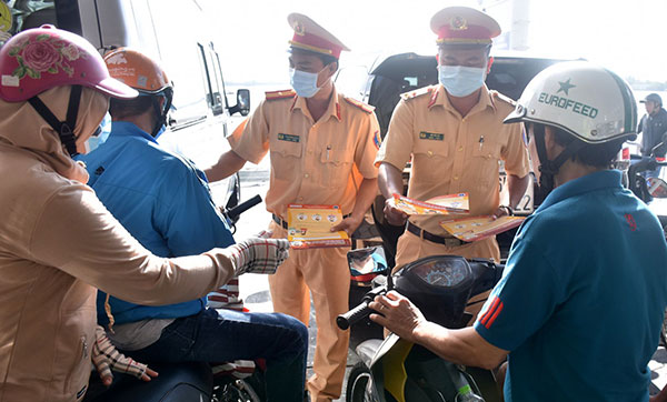Thường xuyên đổi mới phương thức tuyên truyền an toàn giao thông đường thủy nội địa 