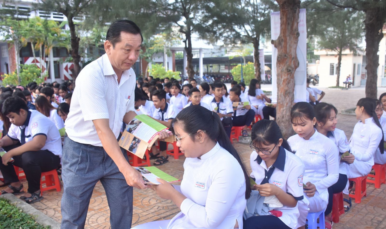 Nâng cao ý thức chấp hành pháp luật về trật tự, an toàn giao thông 