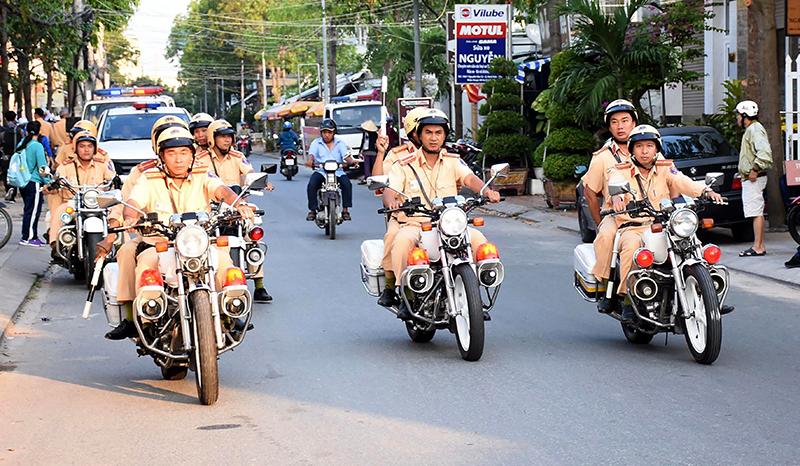 Triển khai nhiều đợt cao điểm bảo đảm trật tự an toàn giao thông, trật tự đô thị và trật tự công cộng 